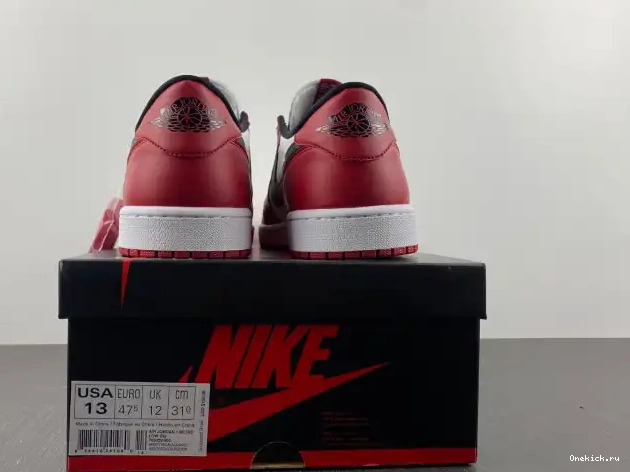 One Kick Air Chicago Retro 1 705329-600 Low Jordan 0621